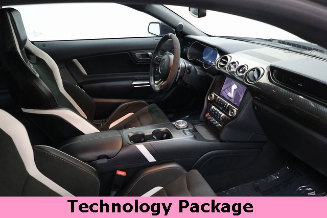 Used 2022 Ford Mustang Shelby GT500 w/ Carbon Fiber Track Pack image 16