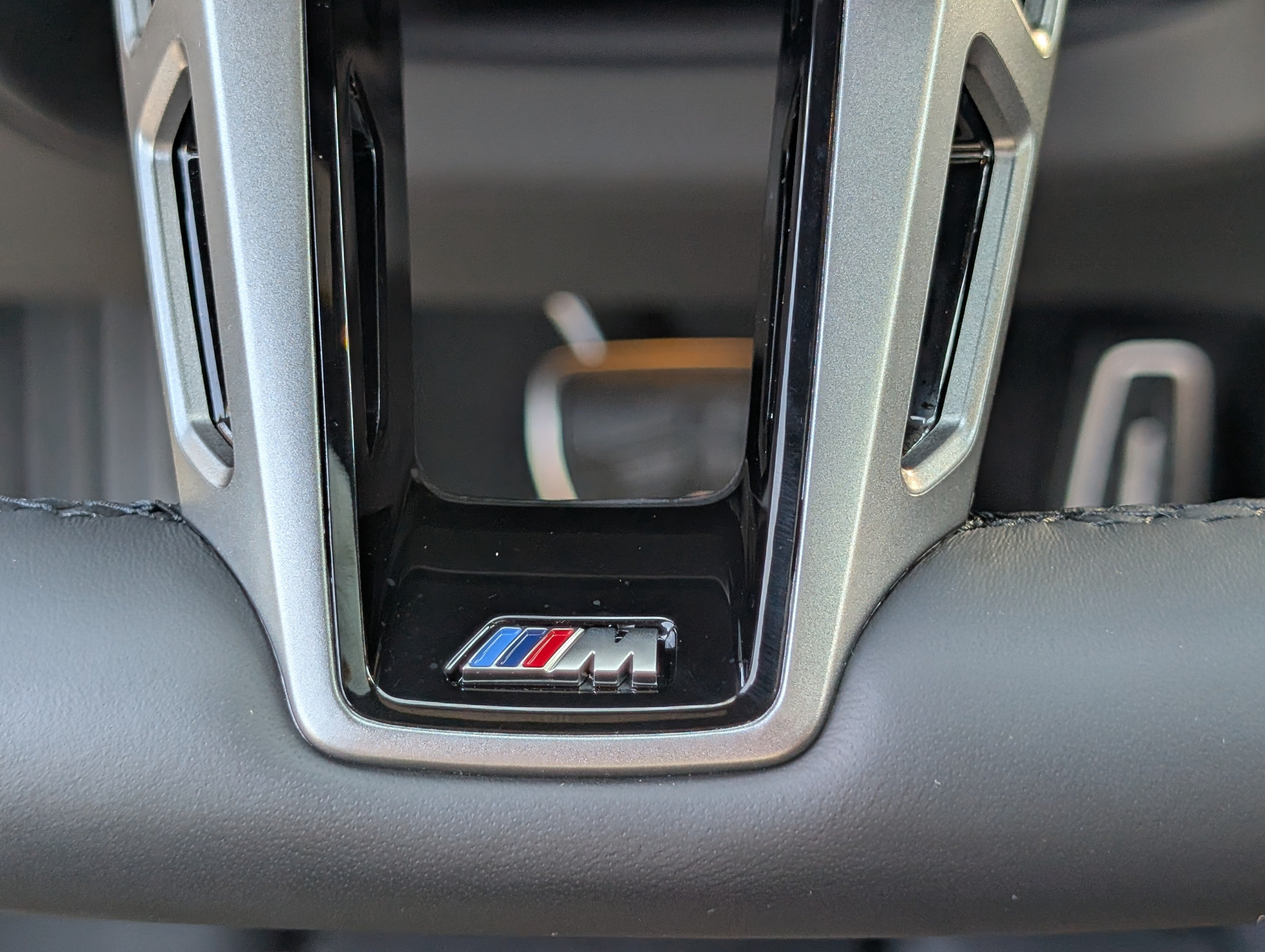 Used 2026 BMW 530i xDrive w/ M Sport Package AWD/4WD image 26