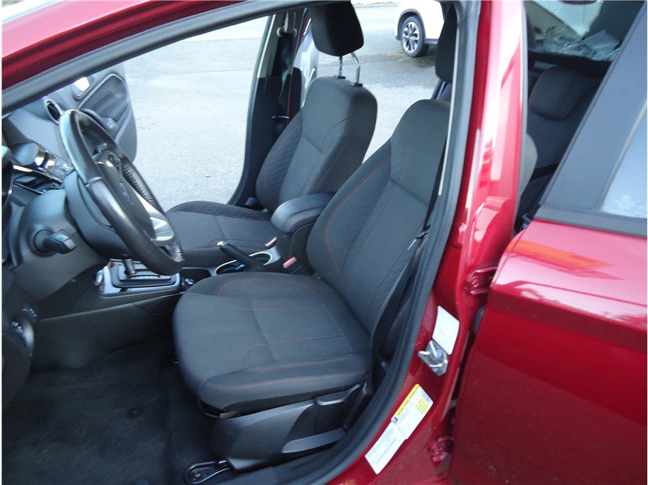 Used 2016 Ford Fiesta SE w/ Equipment Group 201A image 11