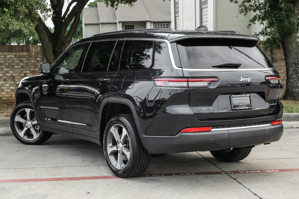 Used 2023 Jeep Grand Cherokee L Limited AWD/4WD image 19
