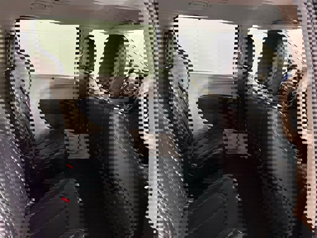 Used 2023 Chrysler Pacifica Touring-L image 42