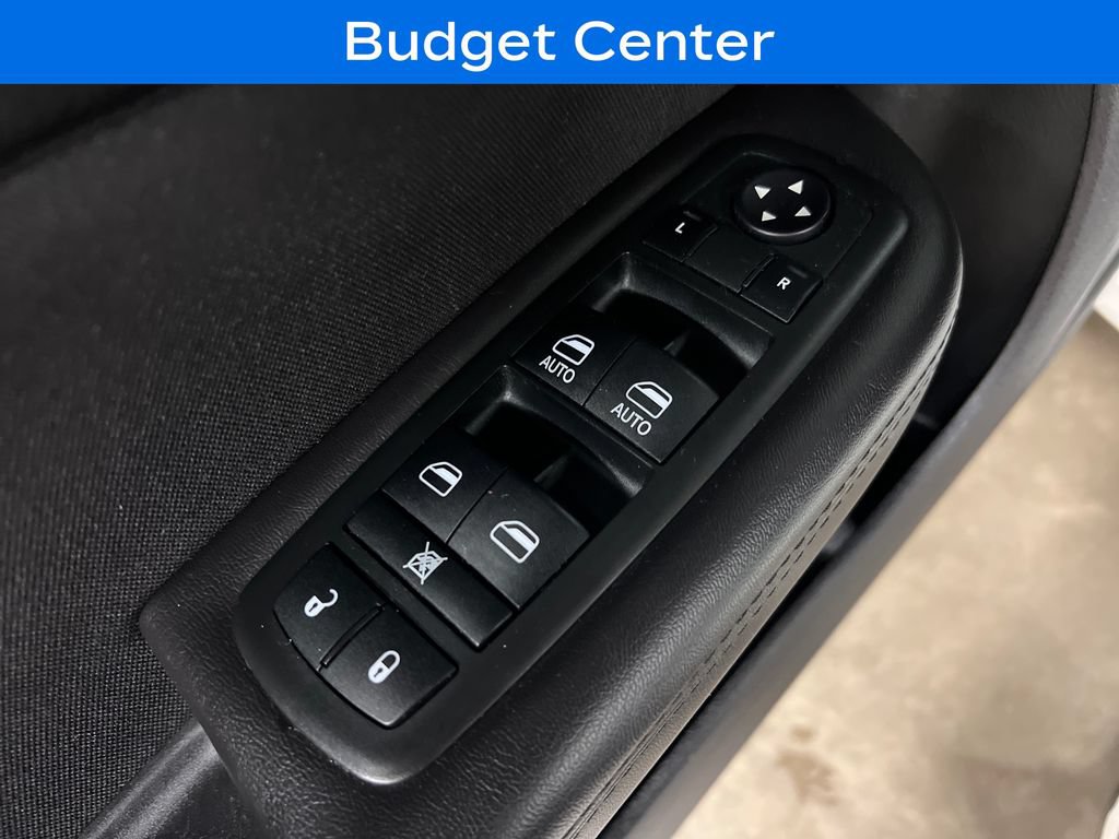 Used 2015 Chrysler 200 Limited w/ Convenience Group FWD image 15