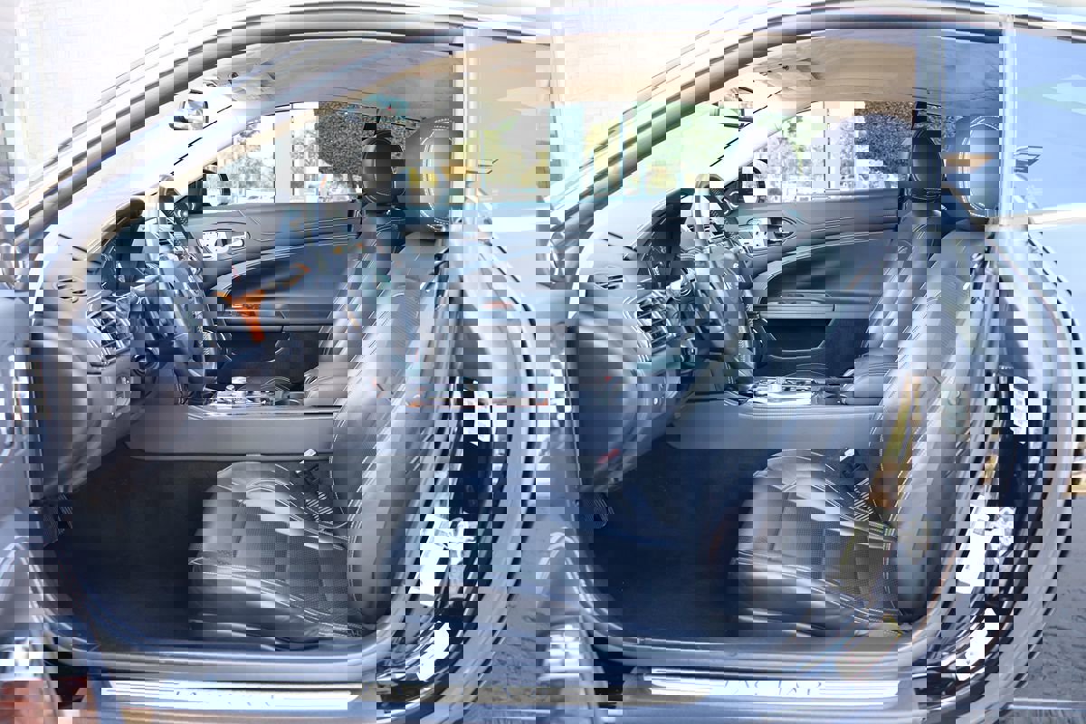 Used 2011 Jaguar XK Coupe image 31