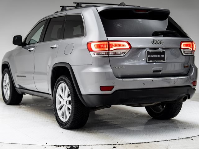 Used 2017 Jeep Grand Cherokee Limited w/ Luxury Group II AWD/4WD image 3