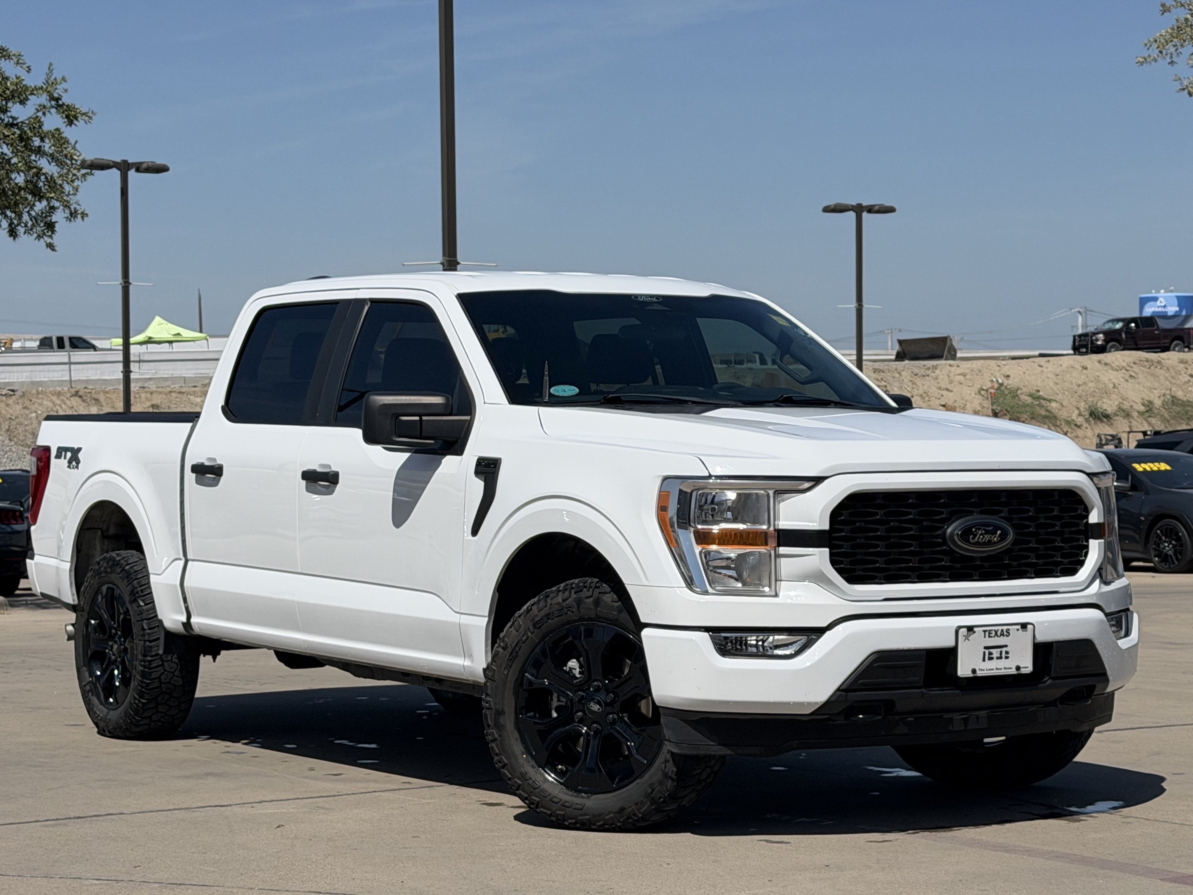 Used 2022 Ford F150 XL w/ STX Black Appearance Package AWD/4WD image 2