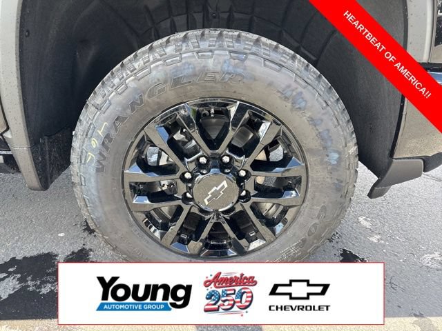 New 2026 Chevrolet Silverado 3500 High Country w/ Midnight Edition AWD/4WD image 9