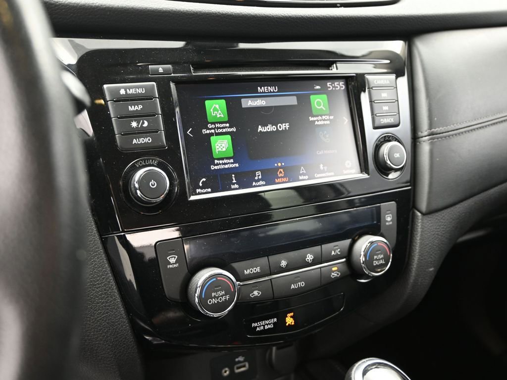 Used 2020 Nissan Rogue SL w/ Premium Package image 22