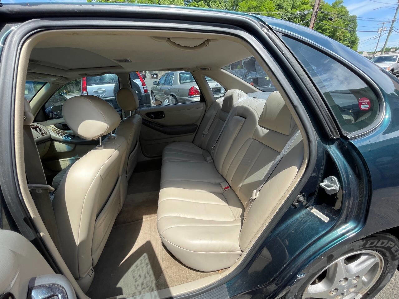 Used 1998 Toyota Avalon XL FWD image 10
