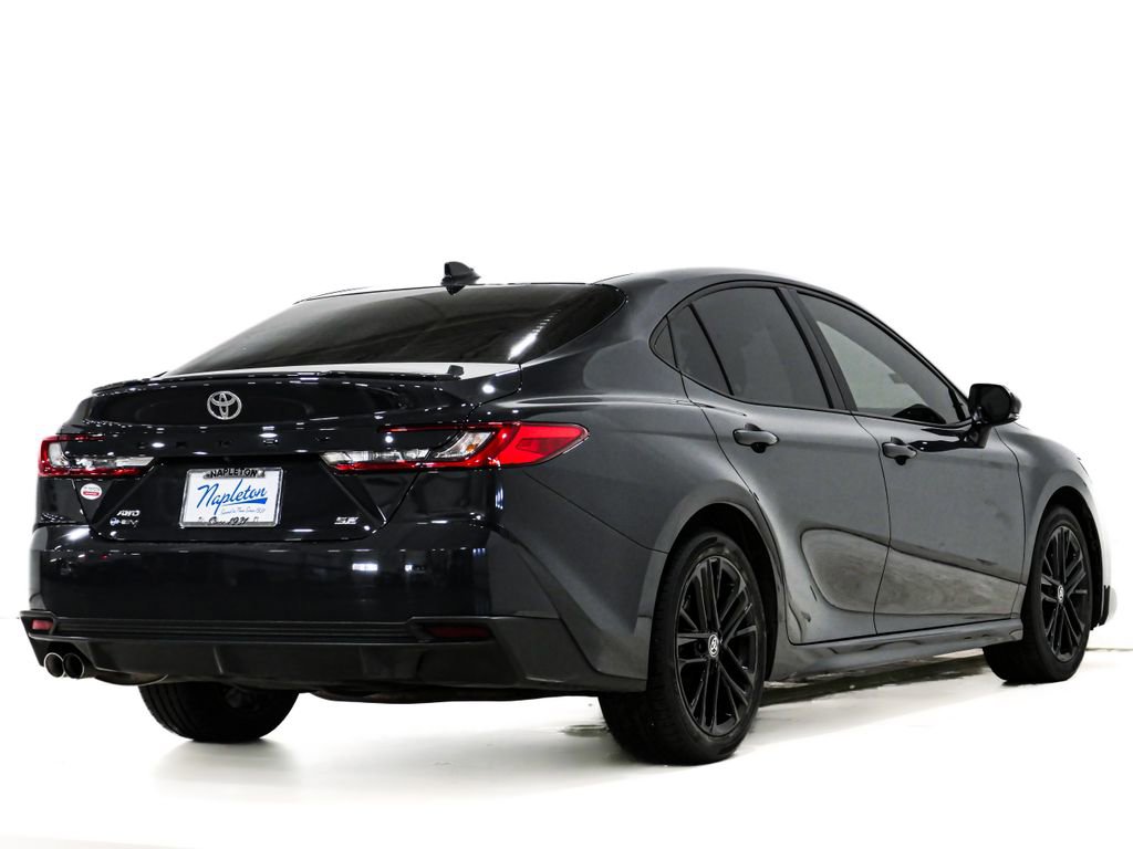 Used 2025 Toyota Camry SE w/ Multimedia Upgrade Package AWD/4WD image 7