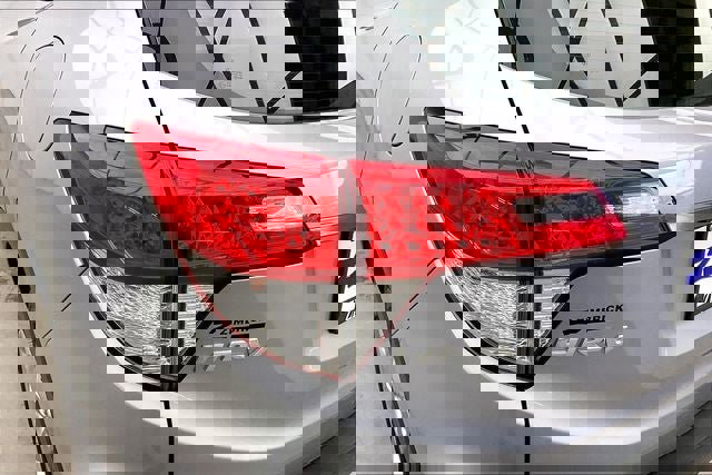 Used 2019 Honda HR-V LX image 26