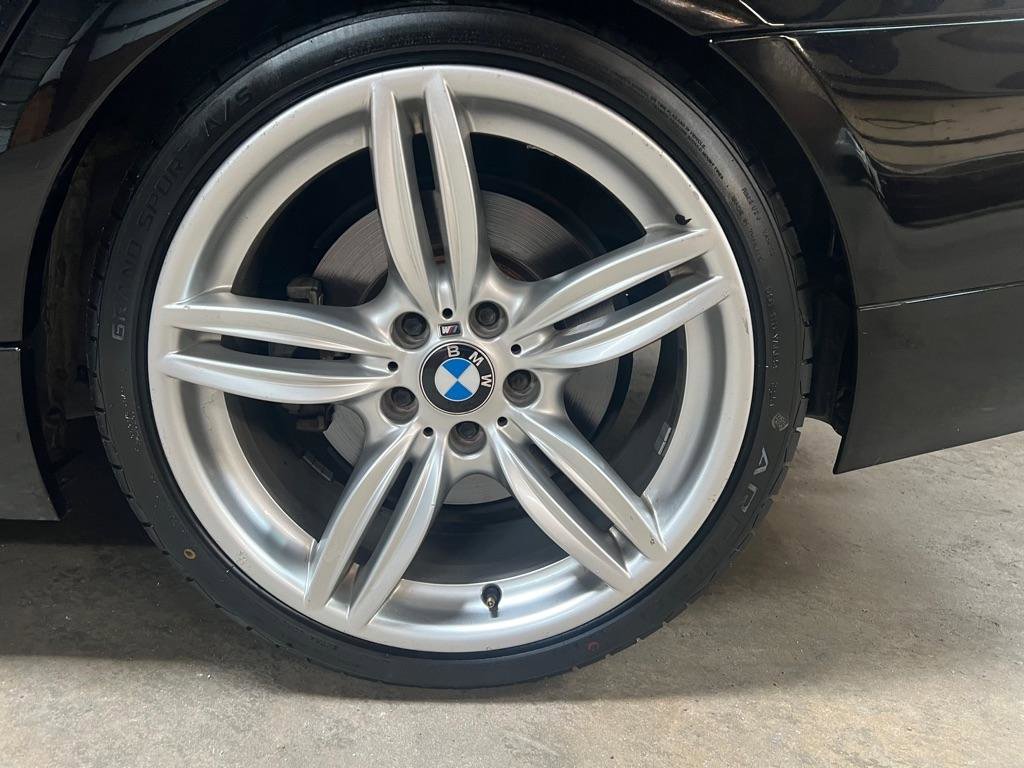 Used 2010 BMW 335i Sedan image 14