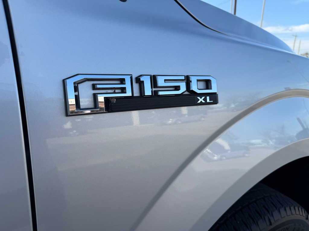 Used 2016 Ford F150 XL w/ Equipment Group 101A Mid image 9