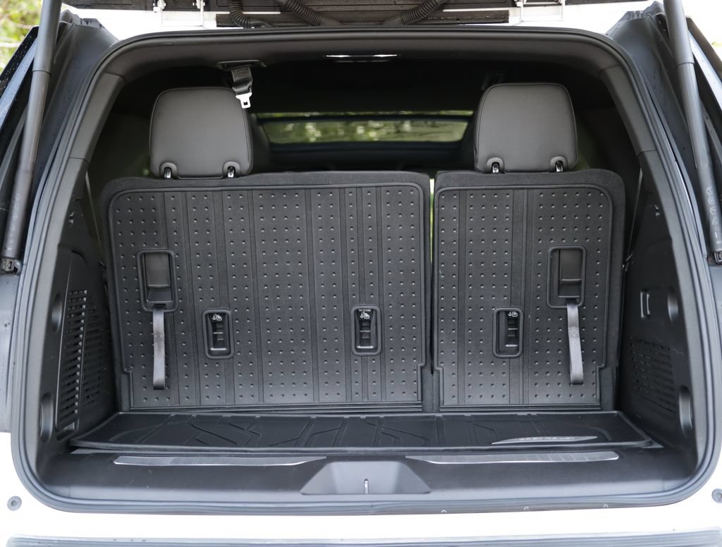 Certified 2023 Chevrolet Tahoe RST AWD/4WD image 32