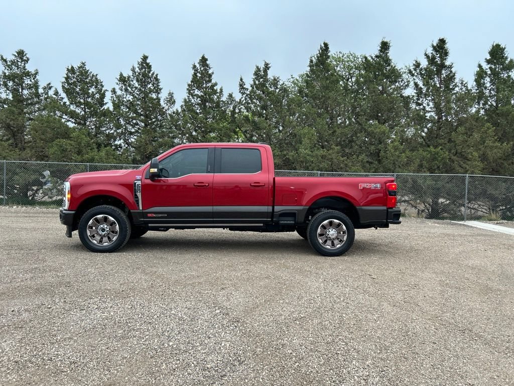 Used 2024 Ford F250 King Ranch AWD/4WD image 3