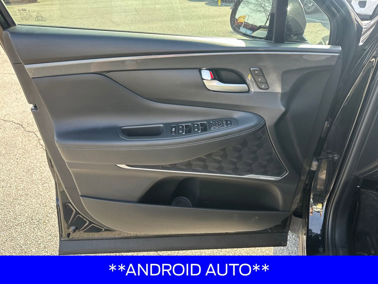 Used 2021 Hyundai Santa Fe Limited w/ Cargo Package image 10