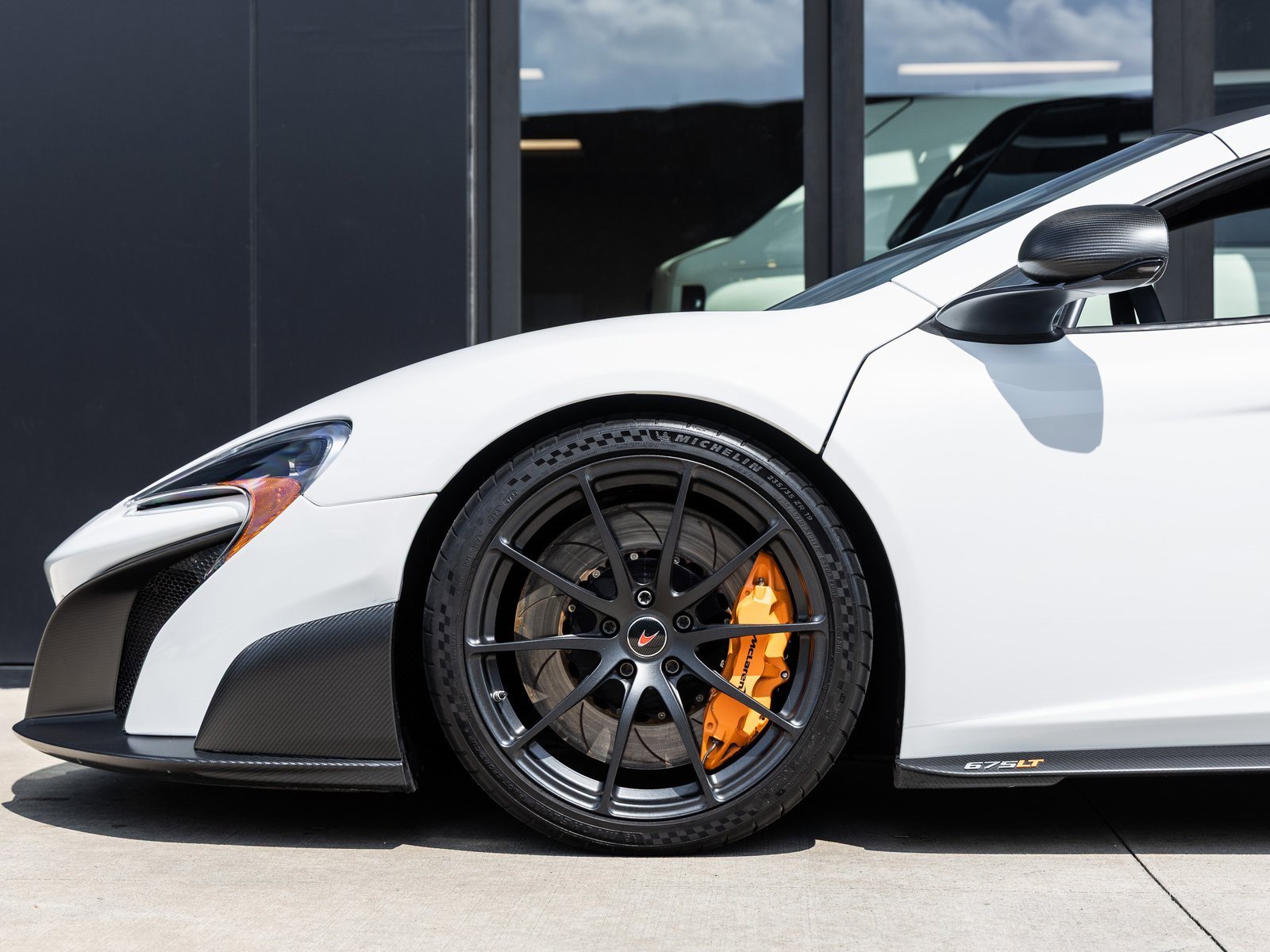 Used 2016 McLaren 675LT Coupe image 12