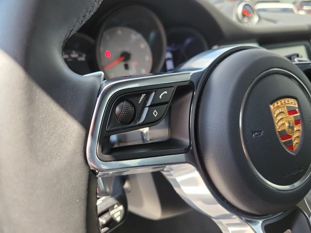 Certified 2015 Porsche Macan S AWD/4WD image 30