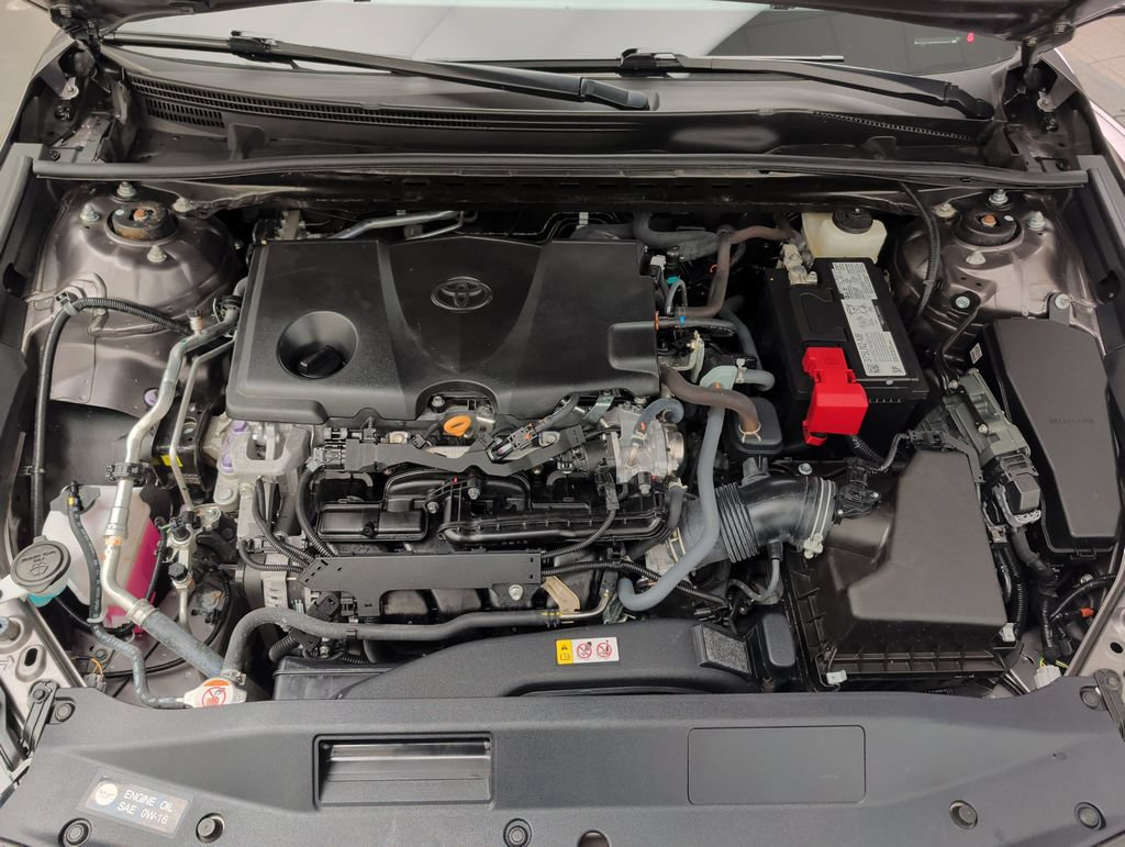 Used 2021 Toyota Camry LE FWD image 29