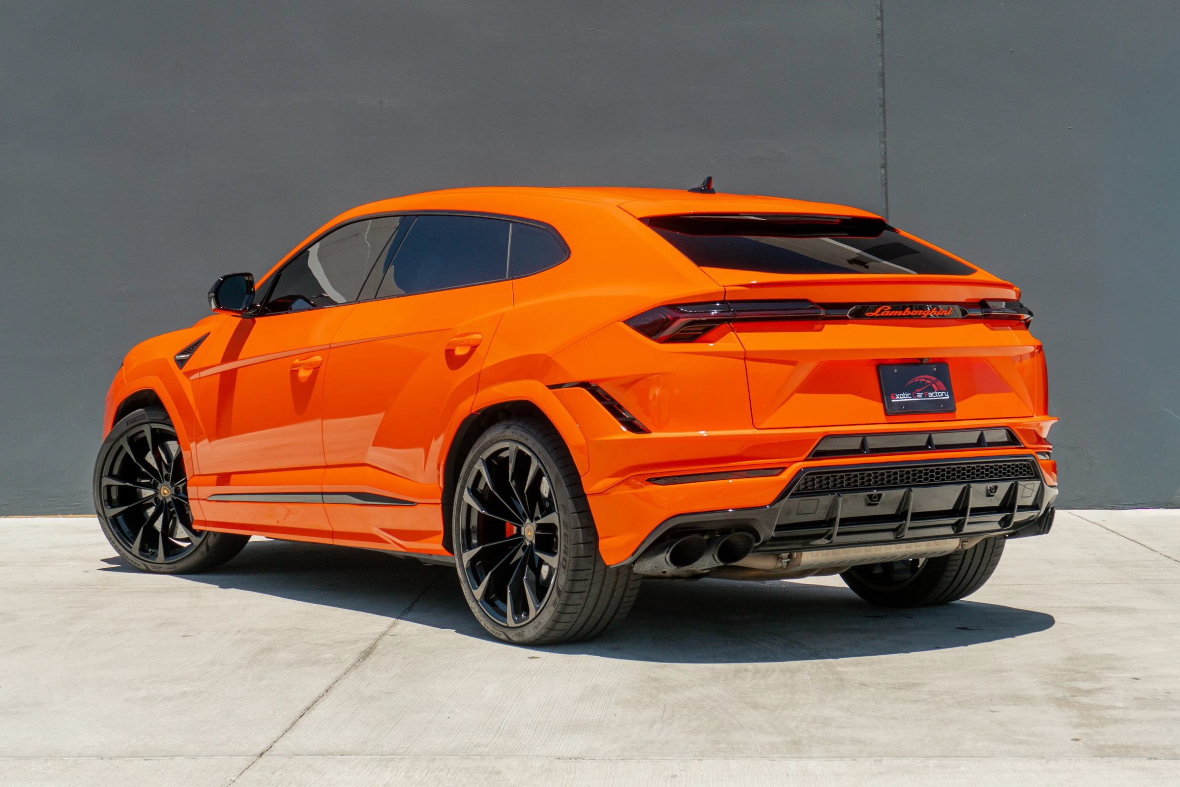 Used 2023 Lamborghini Urus S AWD/4WD image 9