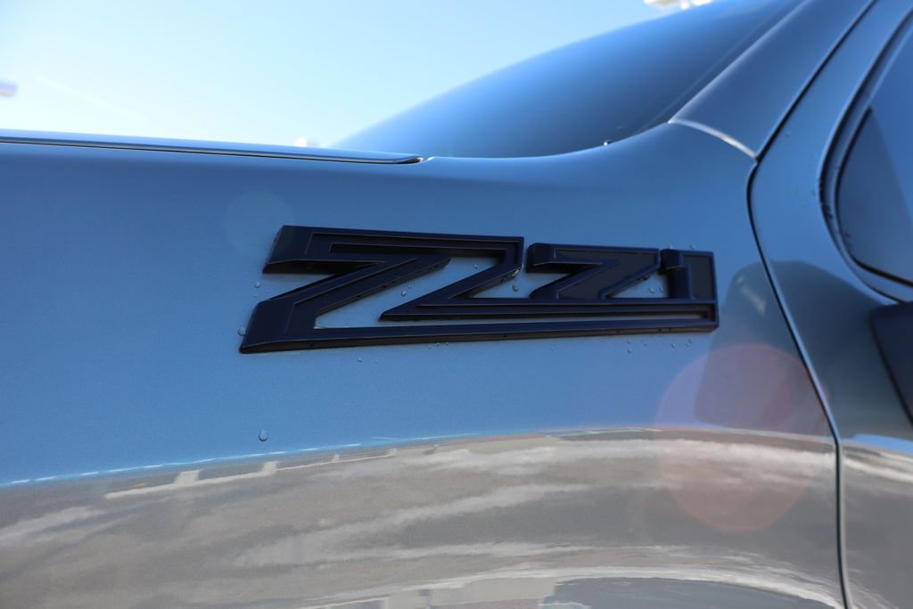 Used 2024 Chevrolet Silverado 1500 Custom Trail Boss w/ LPO, Dark Essentials Package image 8