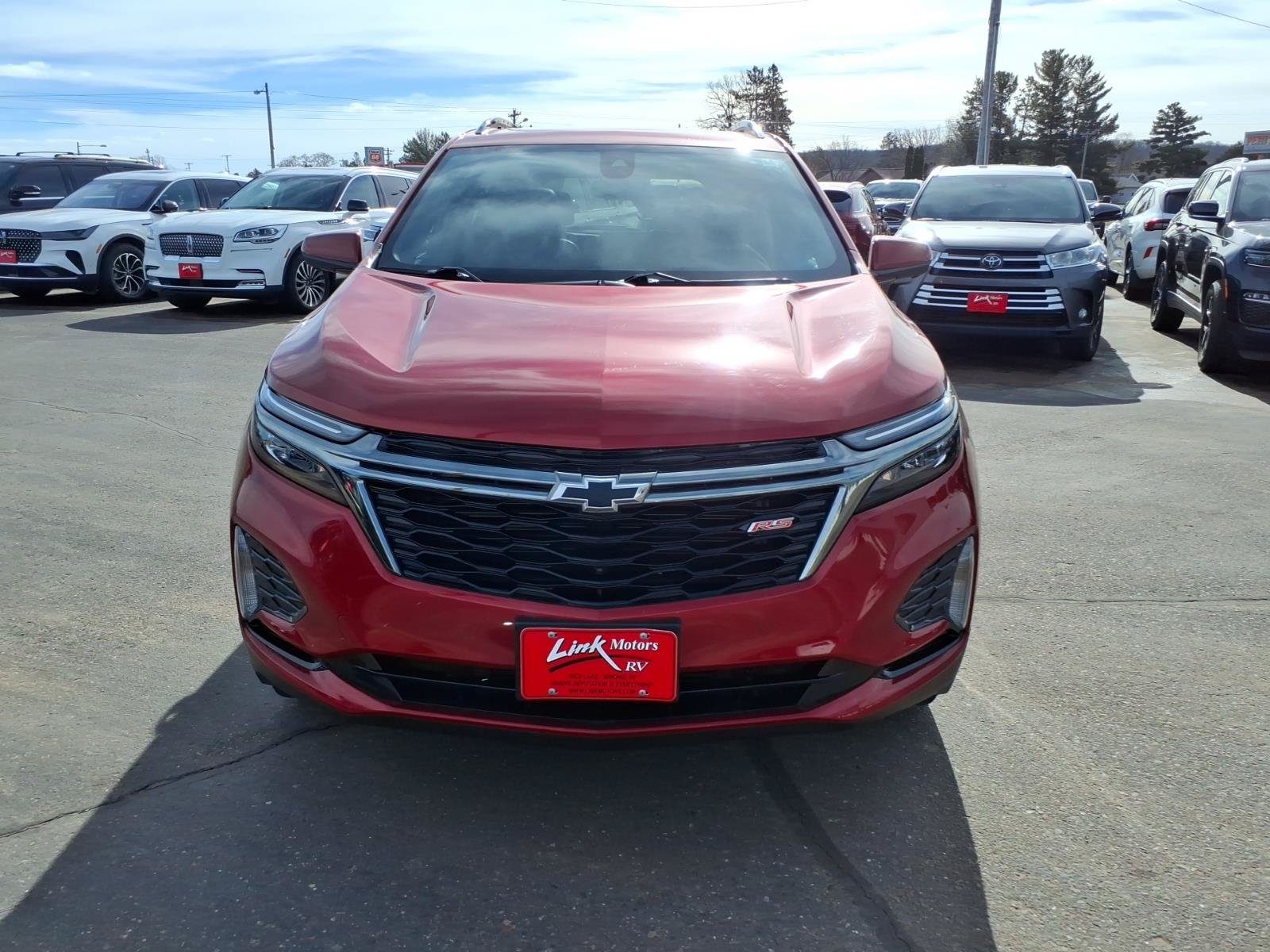 Used 2023 Chevrolet Equinox RS w/ RS Leather Package AWD/4WD image 9