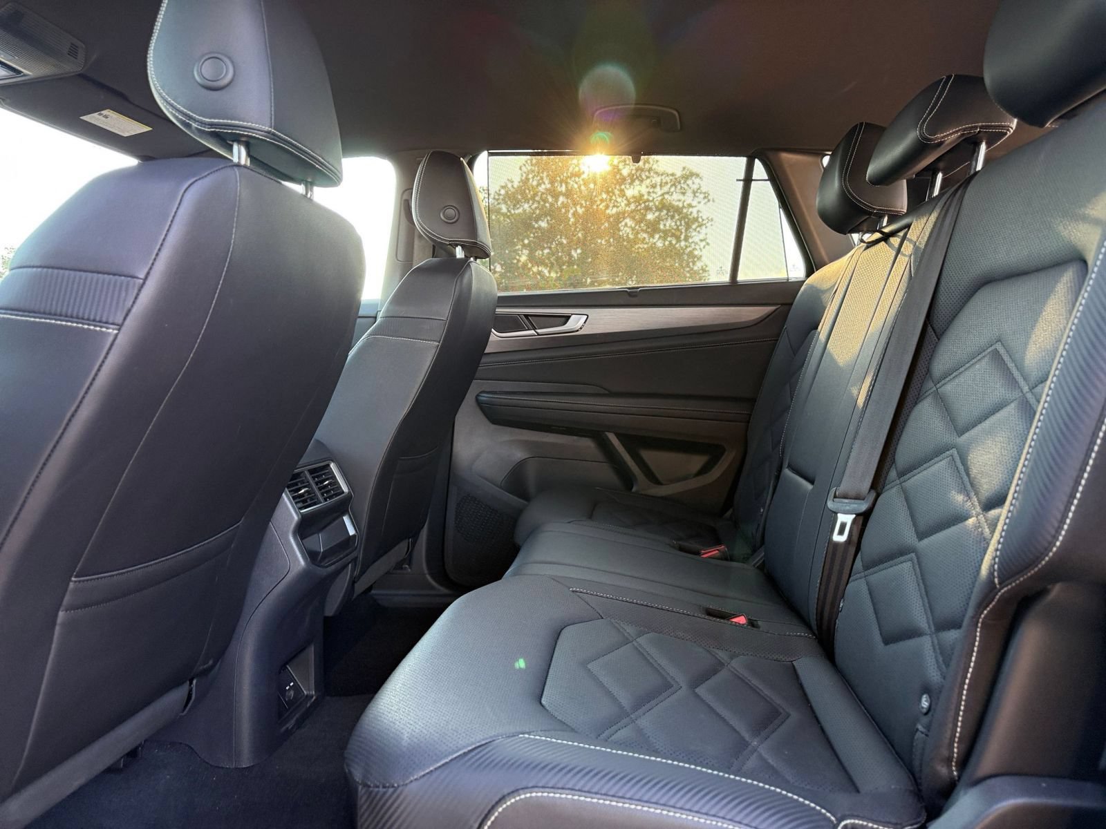 Used 2026 Volkswagen Atlas Cross Sport SE FWD image 26