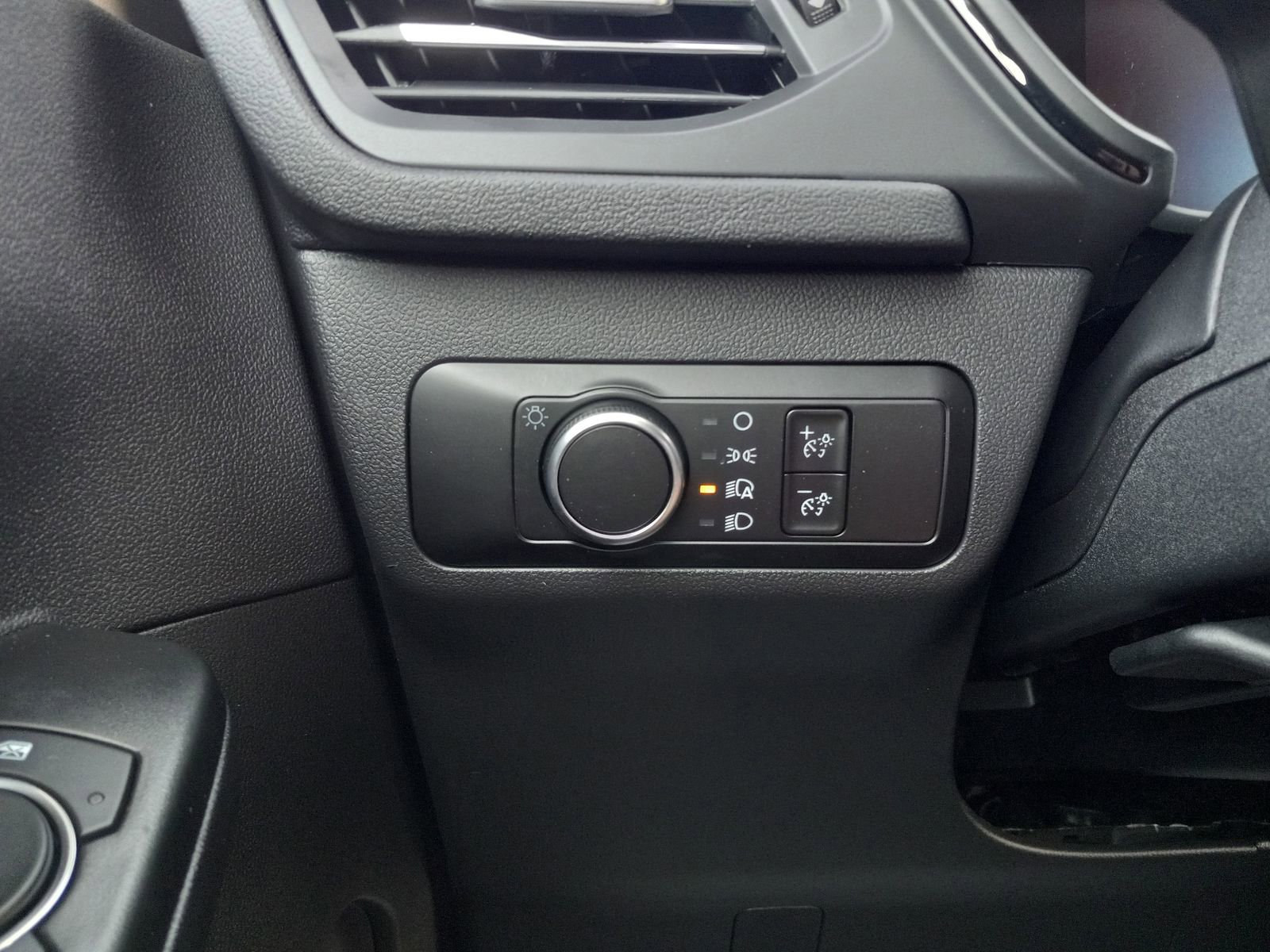 New 2026 Ford Escape ST-Line w/ Cold Weather Package FWD image 24
