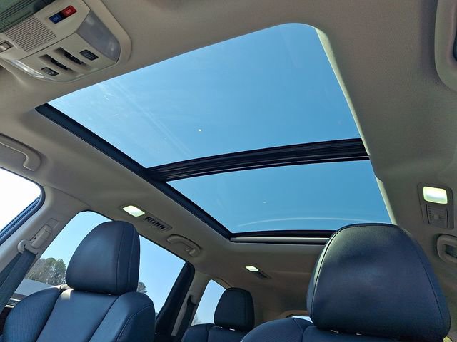 Used 2022 Subaru Ascent Limited w/ Technology Package image 17