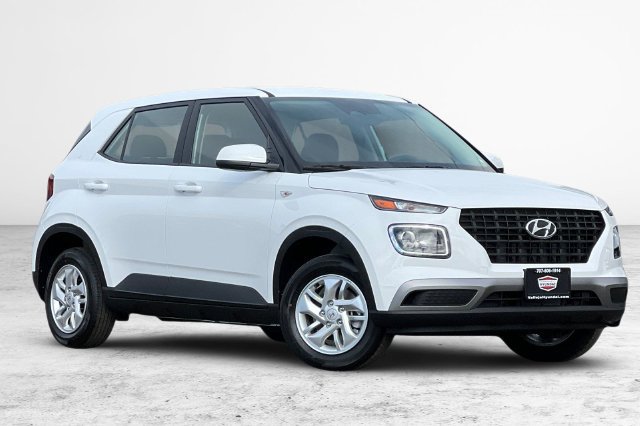 New 2026 Hyundai Venue SE FWD image 2