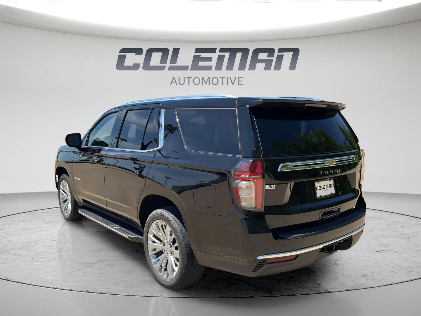 Used 2022 Chevrolet Tahoe LT AWD/4WD image 3