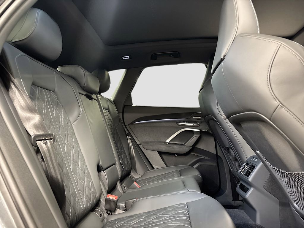 New 2026 Audi SQ5 Premium Plus AWD/4WD image 16