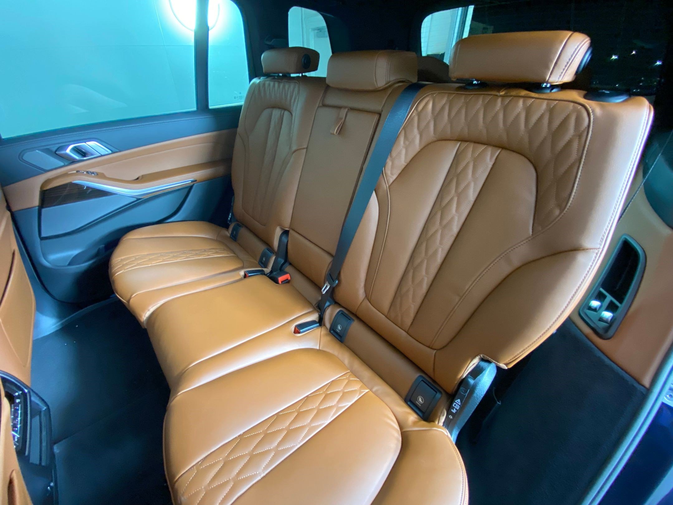 New 2026 BMW X7 M60i image 12