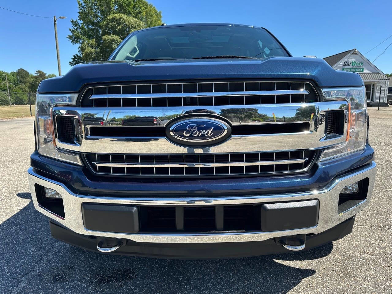 Used 2018 Ford F150 XLT w/ Equipment Group 302A Luxury AWD/4WD image 12