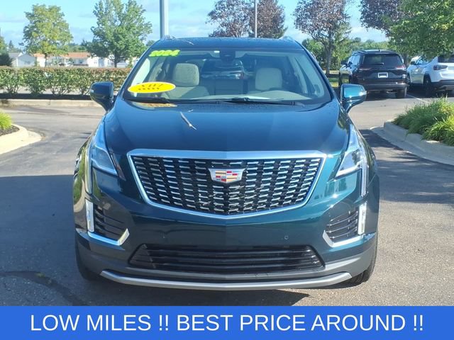 Used 2024 Cadillac XT5 Premium Luxury AWD/4WD image 2