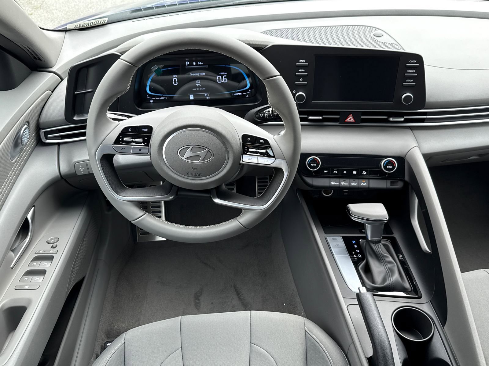 Certified 2025 Hyundai Elantra Sport image 22