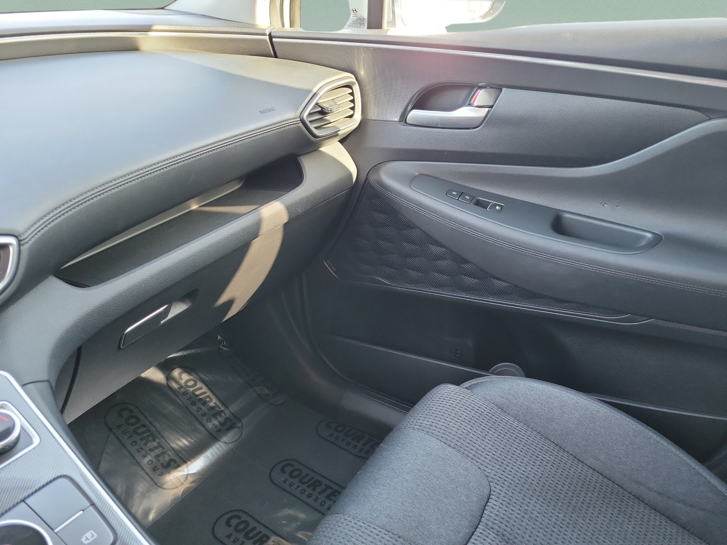 Used 2022 Hyundai Santa Fe SEL w/ Cargo Package FWD image 20