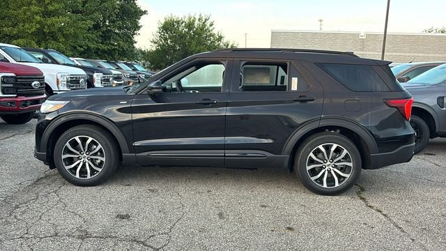 New 2026 Ford Explorer ST-Line AWD/4WD image 4