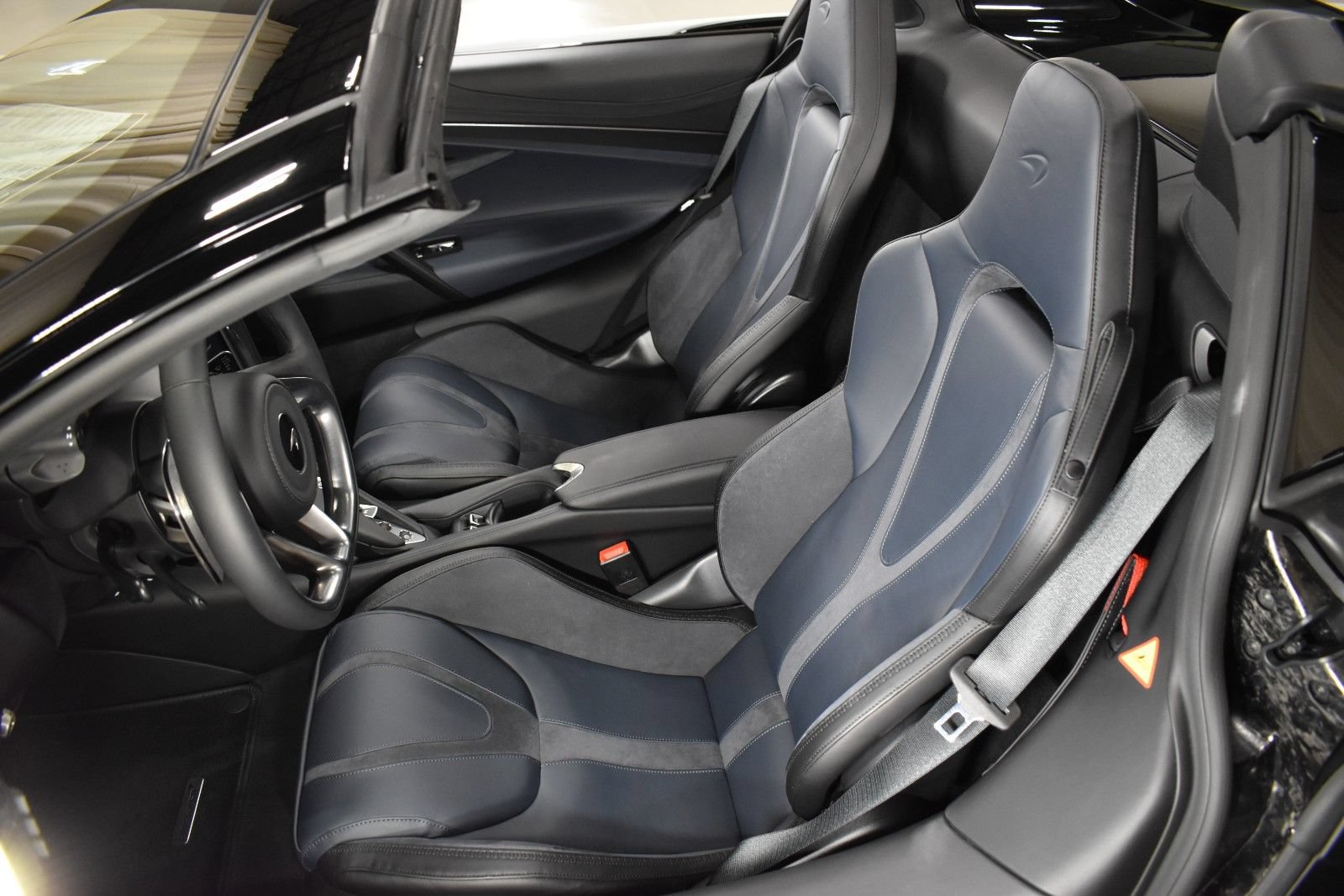 New 2027 McLaren 750S Spider RWD image 30