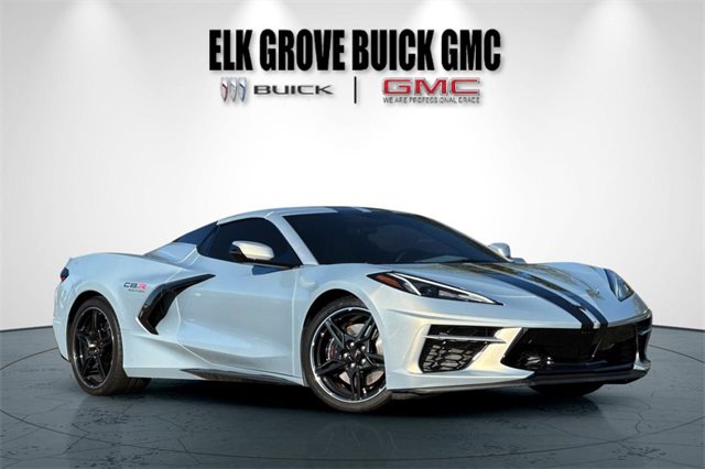 Used 2021 Chevrolet Corvette Stingray Convertible w/ Z51 Performance Package image 2