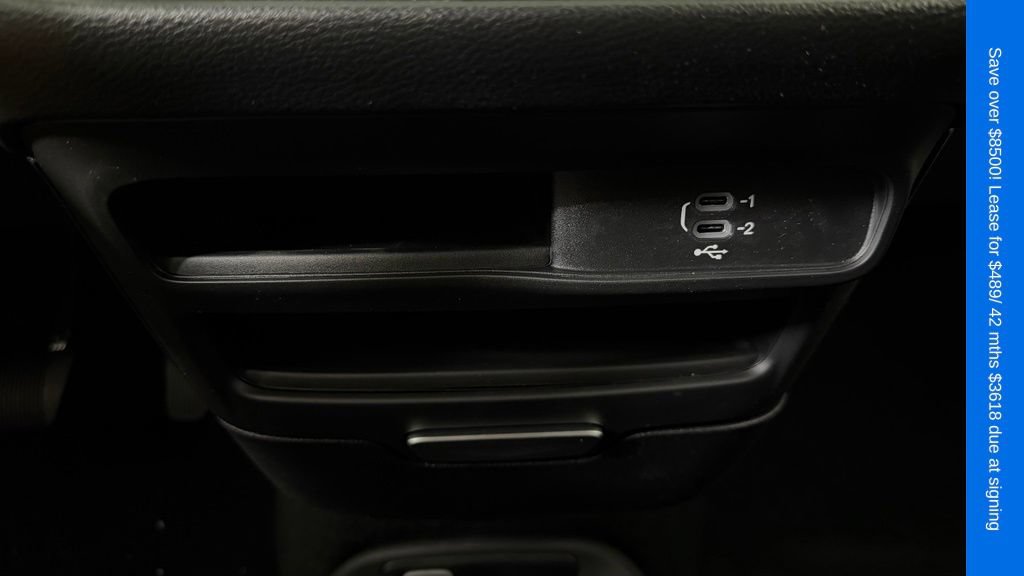 New 2027 Chrysler Pacifica Select FWD image 23