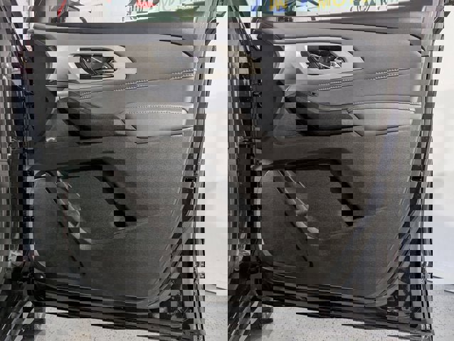 Used 2020 Chevrolet Traverse LT image 21