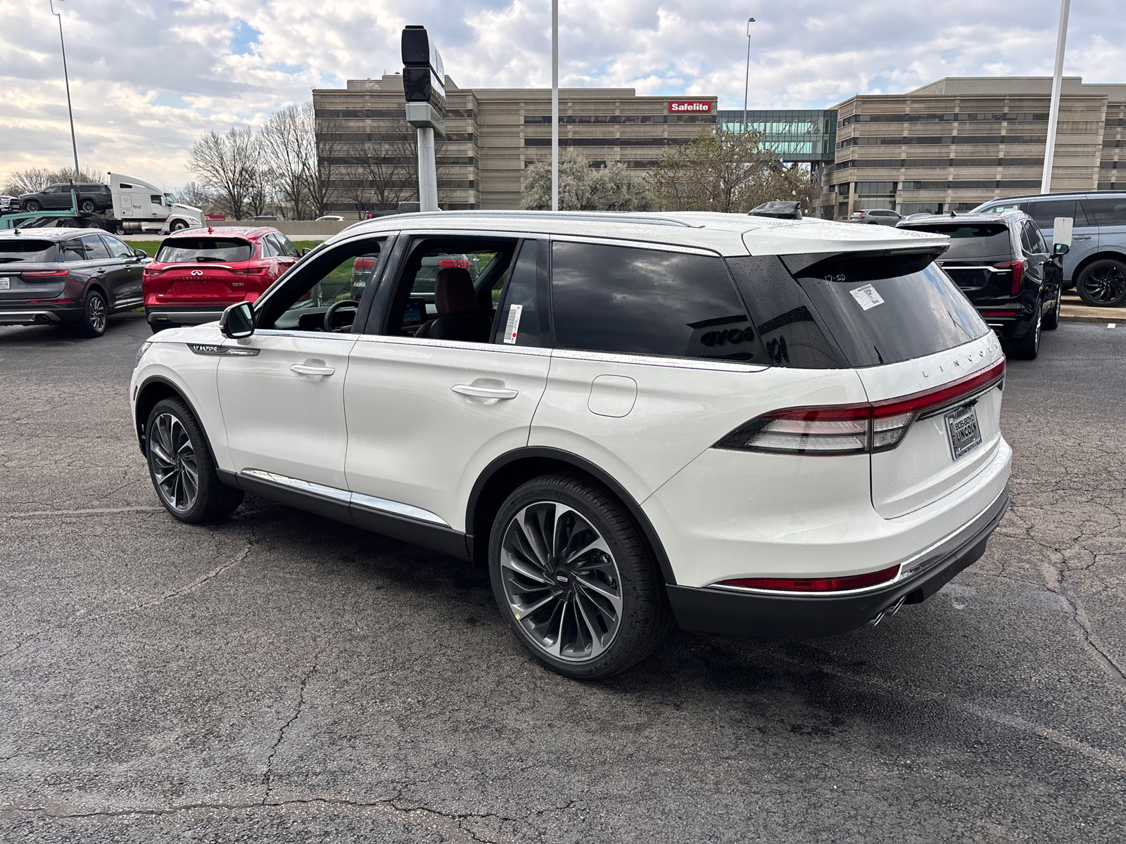 New 2026 Lincoln Aviator Reserve AWD/4WD image 5