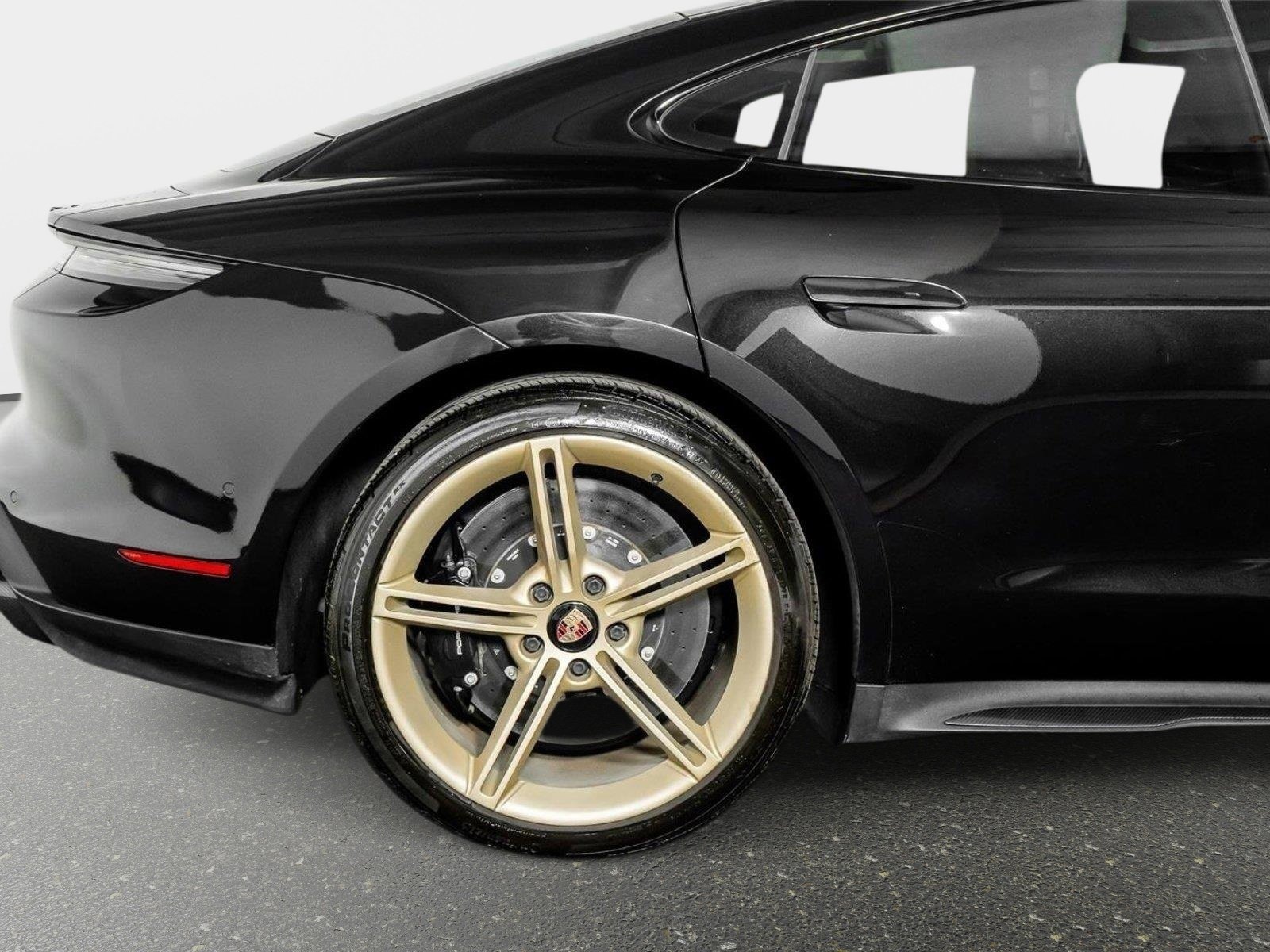 Used 2020 Porsche Taycan Turbo S w/ Premium Package AWD/4WD image 8