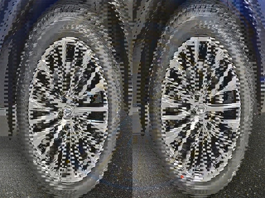 New 2026 Lexus RX 450h AWD image 36