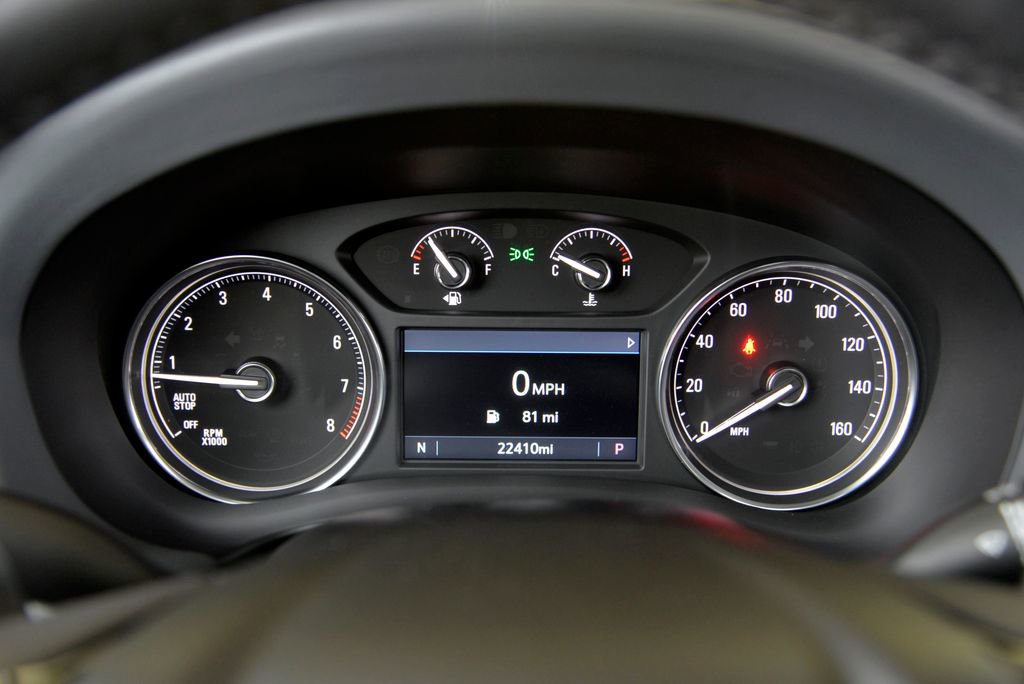 Used 2024 Buick Enclave Essence w/ Experience Buick Package image 21