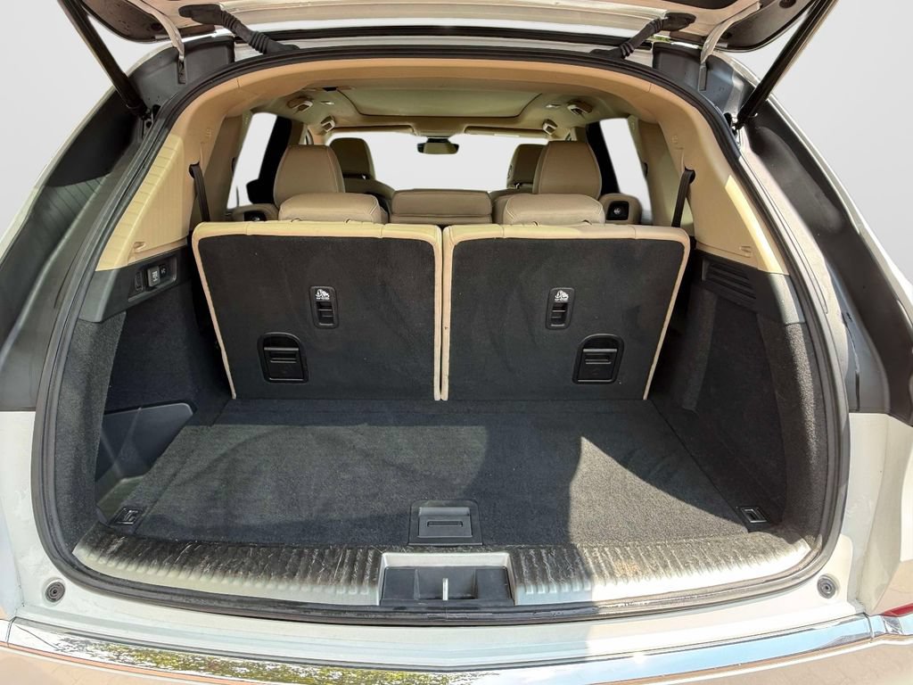 Certified 2024 Acura MDX w/ Advance Package AWD/4WD image 8