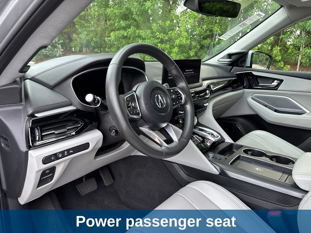 Used 2025 Acura MDX w/ Technology Package FWD image 18
