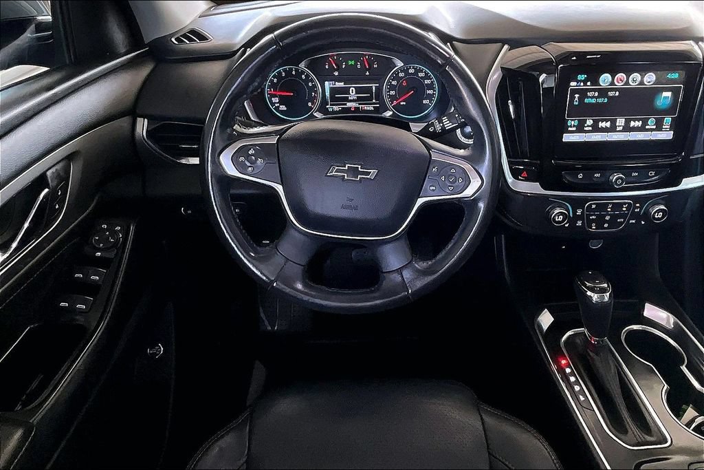 Used 2019 Chevrolet Traverse LT FWD image 7