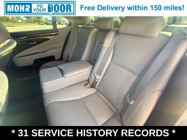 Used 2013 Lexus LS 460 w/ Comfort Pkg RWD image 33