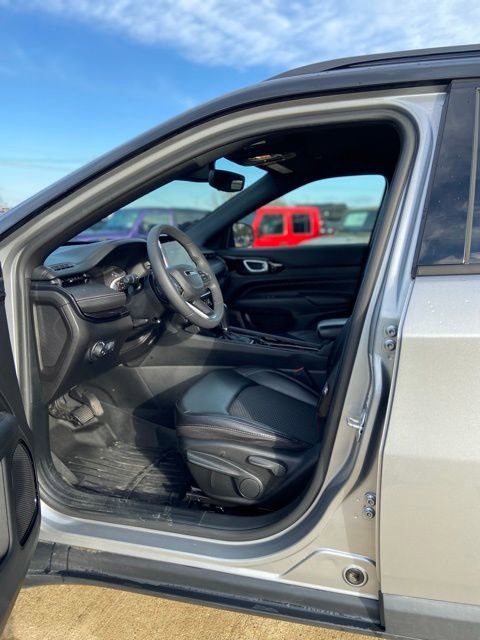 Used 2022 Jeep Compass Altitude image 16